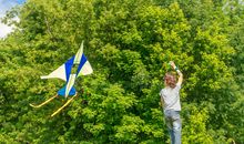 追逐风筝的孩子（第三章）相互了解_800字