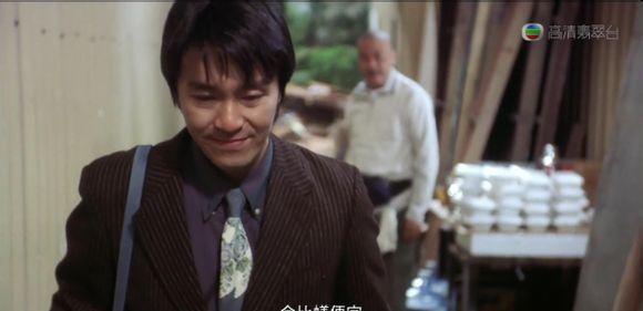 在卧室里，一群有趣的男人...... _2000字