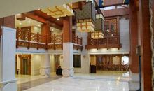 在欺骗中绝望_2000字