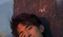 我微笑着她的华年_650字