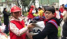 人间真情的赞歌_450字