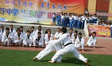 丰富多彩的特色课_1200字