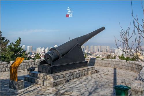 堡垒山_250字
