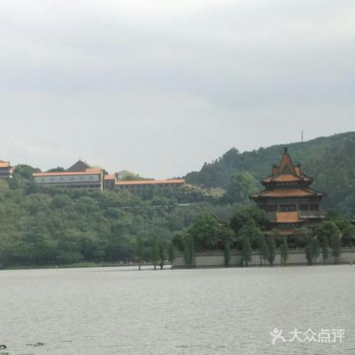 顺丰山公园_700字