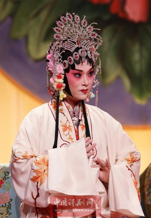 
通过这种方式，张武坐下来回家。张武正在思考的车：我原本想解锁一些东西，我不想拯救人，我得到了这么多薪酬，这不来！或师父是对的，成为一个好人，好人有好报纸。 ！！