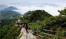 薄刀峰一游_200字