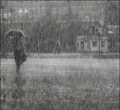雨中缺少_700字