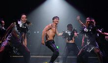 6月28日天朝汉纸陪他们度过的第一场演唱会_1500字