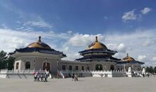 成吉思汗陵_250字