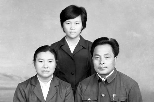 我的父亲母亲_2000字