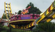 乐满地游记_650字