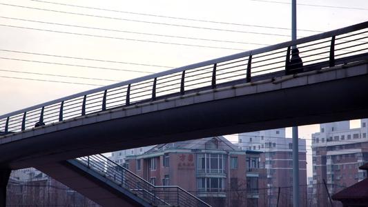 桥_3000字