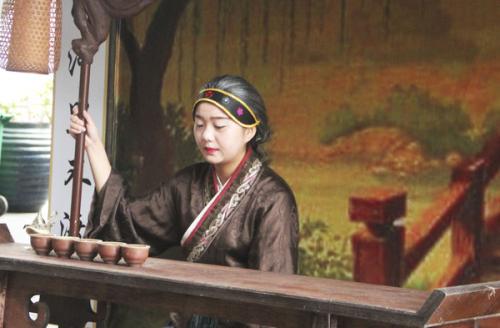 孟宝神和孟宝唐_500字