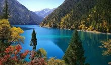 秋天里的五彩池_300字