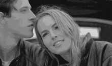 幸福、失之交臂，忘不了、过去曾经_250字