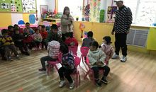 抢椅子的游戏_450字