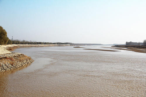 yello.在心里河_1500字