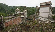 《512汶川不相信眼泪》观后感_1200字