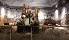 触摸历史，感怀英雄_800字