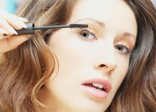 谨以此文写给我最敬爱的语文老师_1500字