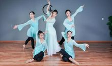 在舞蹈中学到了坚强_500字