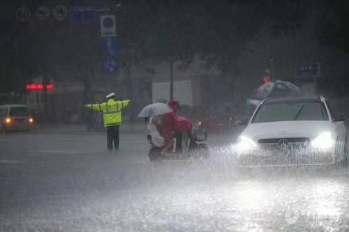 超级大雨_250字