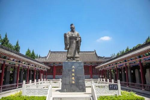 在十五年龄_2000字