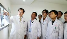 [超新星中学组]最美教师——马老师_800字