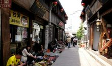 秋游月河街_900字