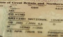 走在颓废的边缘_800字