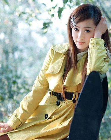 令人震惊的眼睛中最美丽的学校花在这里是1