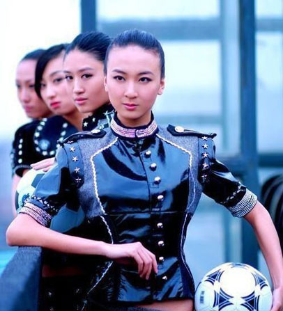 女大学生如何表现出体育婴儿的动力学？ 9.