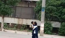 放学路上 _300字