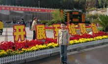 [PK赛]关于奋斗的作文：无限风光在险峰_700字