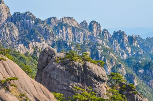 高三写景区：旅游黄山景区_900字
