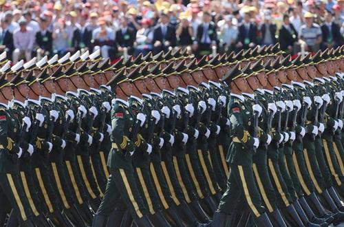 在习近平总统发表的重要演讲中，三次使用“这伟大的胜利”证明了睡眠水槽已经长久了！尽管这个国家，应该记住，历史，不能忘记，被遗忘的背叛！主席说：“永远不要让历史悲剧重播，让我们最好纪念牺牲人类自由，正义，和平和笑声的无辜亡灵。”是的，中国的伤亡超过3500万。 “这是73.5次后的700,000！和平是正确的道路！在讲话结束时，它表明中国永远无法占据主导，永远不会扩大，永不扩张，永远不要让自己悲惨的遭遇其他国家。这足以证明祖国的爱好和平！