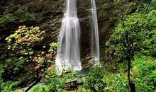 《望庐山瀑布》鉴赏