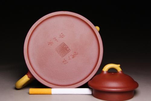 那时，青年非常温暖，但有一个丝绸。