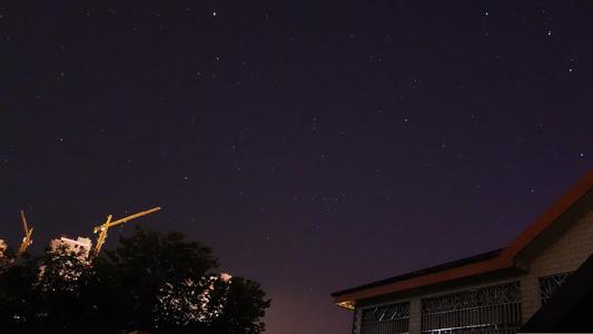 满足满天星斗的天空_750字