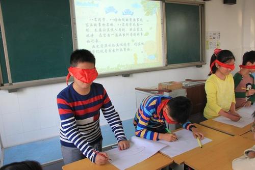 体验的组成：经验盲_750字