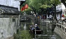 流淌在逝去岁月里的温馨_1000字