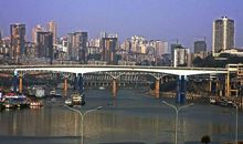 友谊之桥,前行之灯_500字