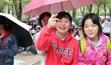 雨天，我们一起走过_1200字