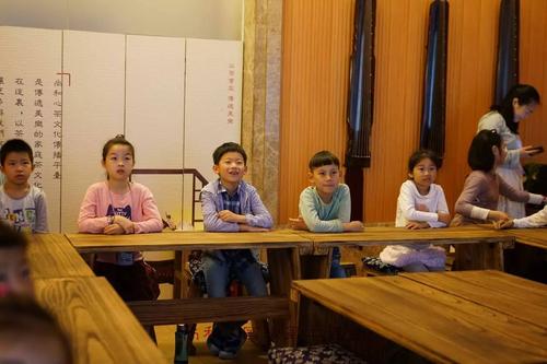 语言第二课堂，想象国家研究押韵_800字