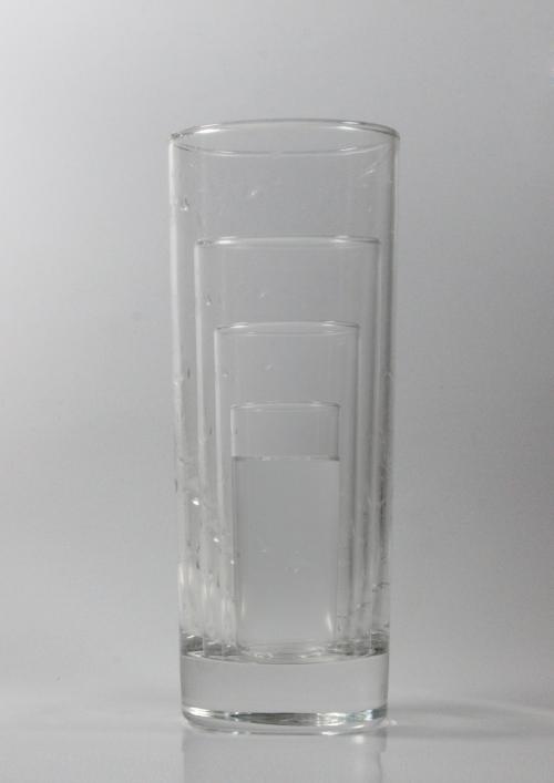 一杯水_200字