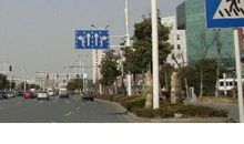 沿着路标行路_900字