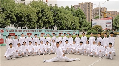 [2012年夏季论文]社会很强烈 - 阅读_700字后“摇晃”