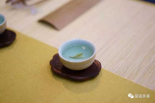 茶等朋友_600字