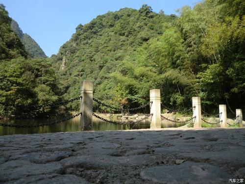 [2013年夏季论文]武夷牛潭山旅行_1200字