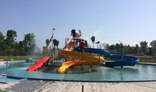 水上乐园_1200字